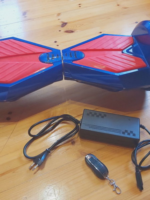 Hoverboard μεταχειρισμένο, σχεδόν καινούριο με όλα τα εξαρτήματα