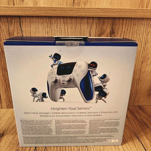PlayStation 5 DualSense Astro Bot 2.0 Limited Edition new