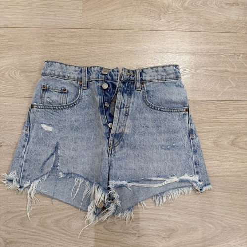 Zara women's denim shorts with rips, blue, XS