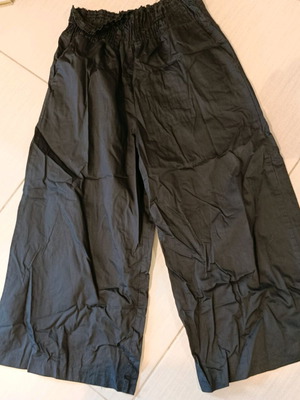 Zara women's wide pants black, like new, size Medium