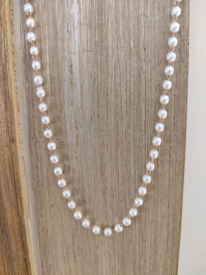 Pearl necklace new, faux with rose gold chain