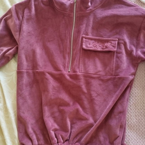 Velour tracksuit pink like new, age 12