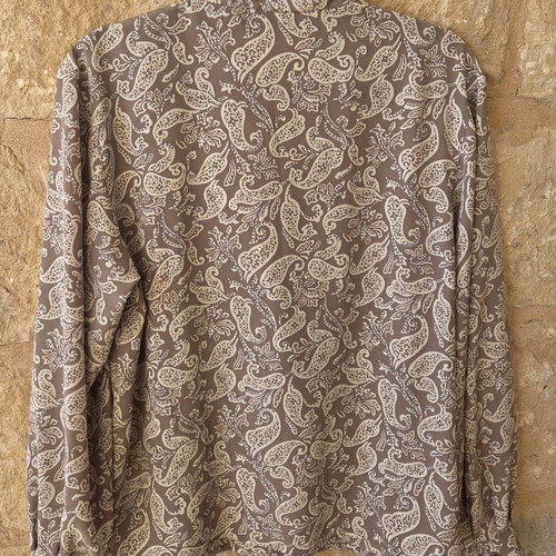 Planet Vintage Double Breasted Paisley Blouse like new