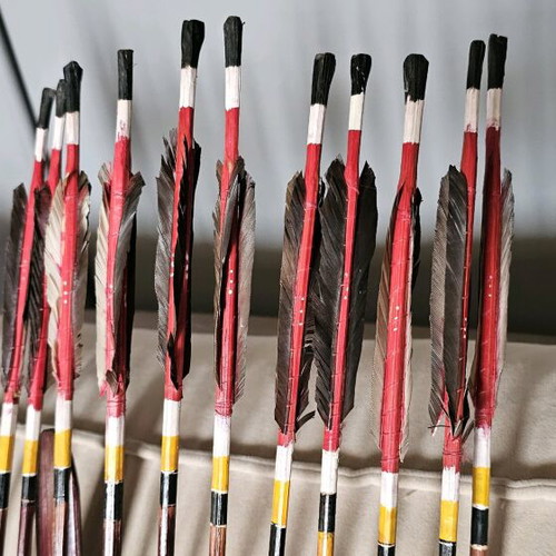 AFRICAN BOW with 20 arrows