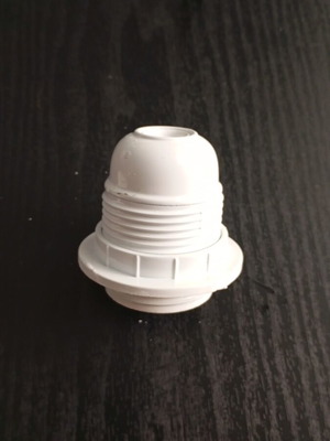 E27 compatible power socket lamp holder, white