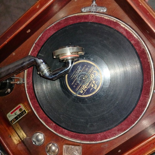 Gramophone used from 1800 with records and needles