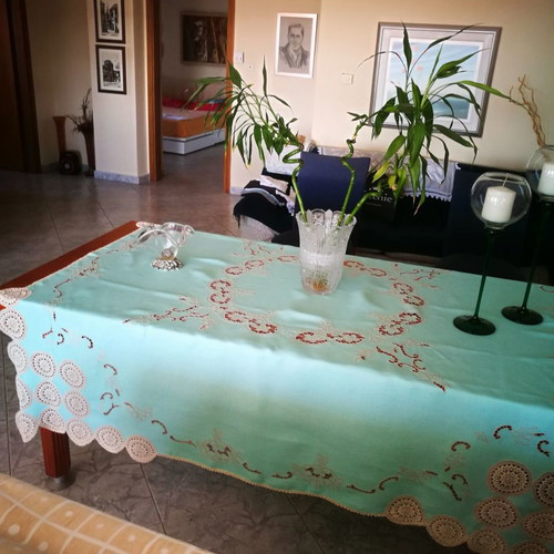 Vintage linen cutwork tablecloth handmade new veraman with knitted motifs