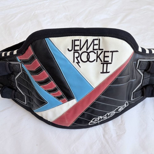 Jewel Rocket 2 boxing belt, Size On