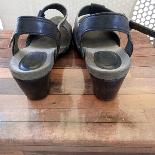 Bussola leather platform sandals used, gray size 36