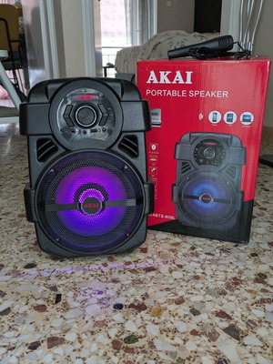 Akai Bluetooth ηχείο σαν καινούργιο με καραόκε και μικρόφωνο