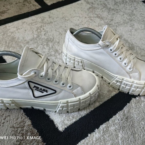 Prada sports shoes used, size 36, white