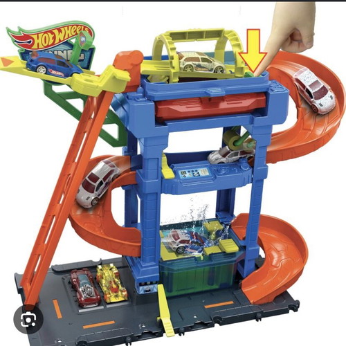 Hot Wheels car wash track like new