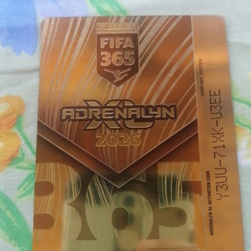 Golden Baller Kvaratskhelia card like new