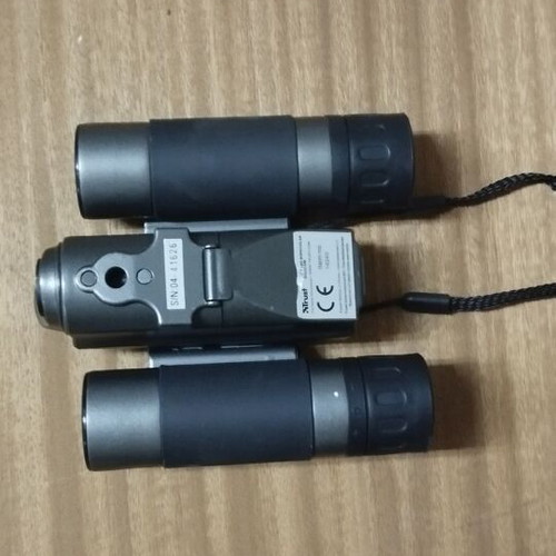 Trust DB-1180 Binocular DigiCam with digital camera