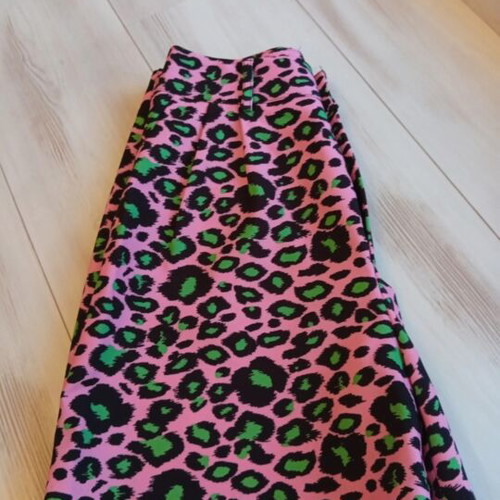Set of shorts and t-shirt like new, pink and green
