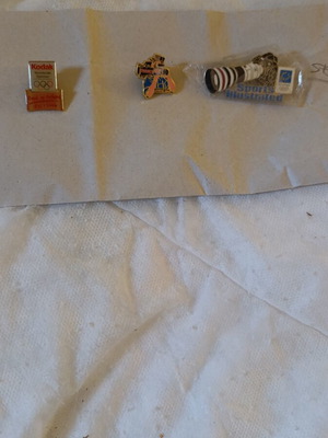 Ολυμπιακά pins σετ σαν καινούργιο, Αθήνα 2004 & Ατλάντα 1996 media sponsors