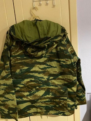 Jacket camouflage new, XXL with inner lining and hood