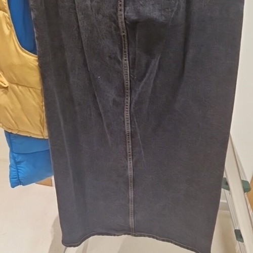 Zara denim midi skirt like new, black, size L
