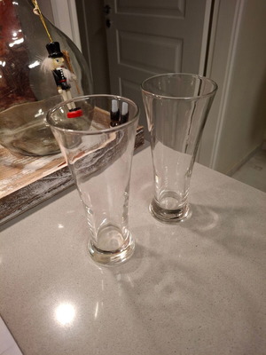 Glass freddo cups like new, set of 2