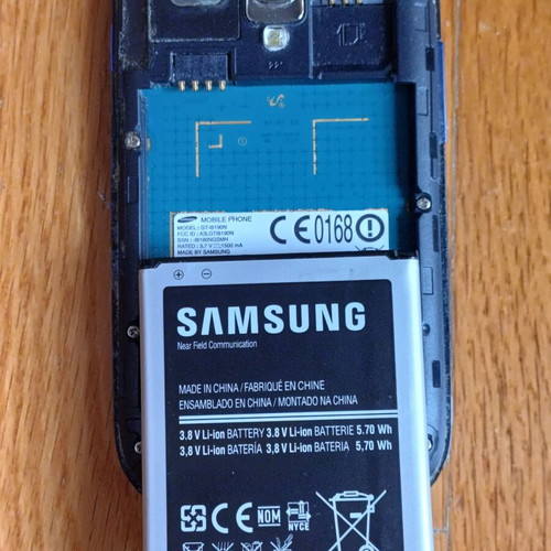 Samsung GT I8190N smartphone used, black, Android, 7.9 MPixel camera