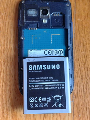 Samsung GT I8190N smartphone used, black, Android, 7.9 MPixel camera
