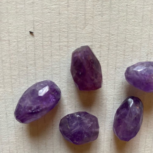 Semi-precious stones and beads for jewelry new