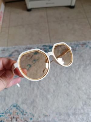 Women's sunglasses beige like new