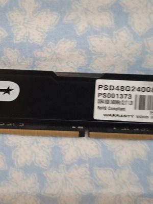 Patriot 8 GB DDR4 2400 SDRAM module PSD48G240001H like new