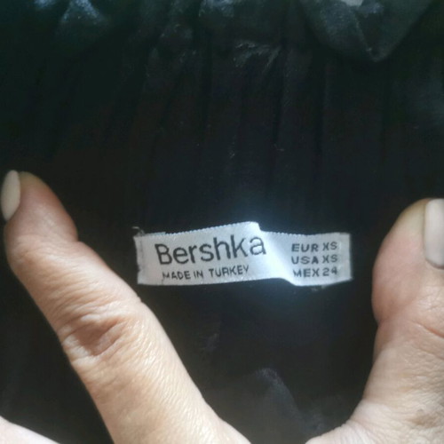 Black fabric pants Bershka like new, elastic waist, size XS