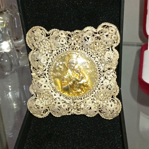 Filigree religious icon Virgin Mary gilded silver 925 like new