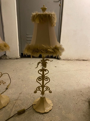 Lamp shades like new, set of 2 for bedside table