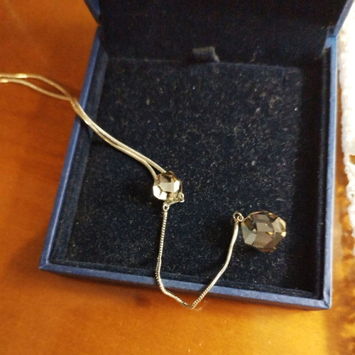 Swarovski pendant necklace like new with stones