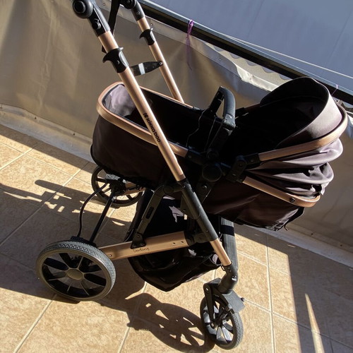 Kikkaboo baby stroller used