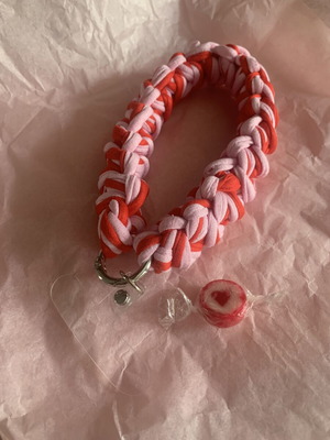 Knitted phone hand chains new accessory with case attachment