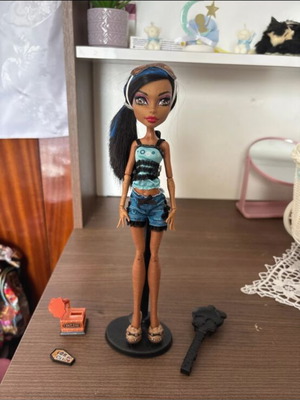 Monster High doll like new