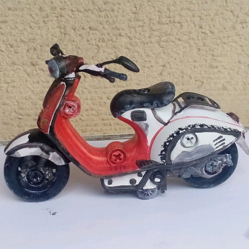 Vespa miniature new, three colors red, black and gray