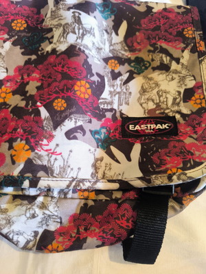 Eastpak Messenger Bag like new with rare colorful graphic pattern