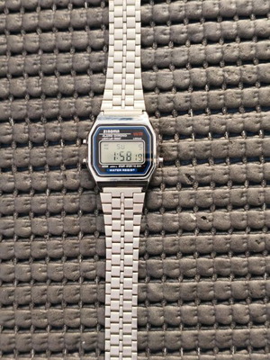 Xiaoma digital quartz watch used with adjustable bracelet