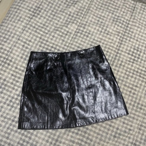 Arena mini black skirt like new, size M 38 10