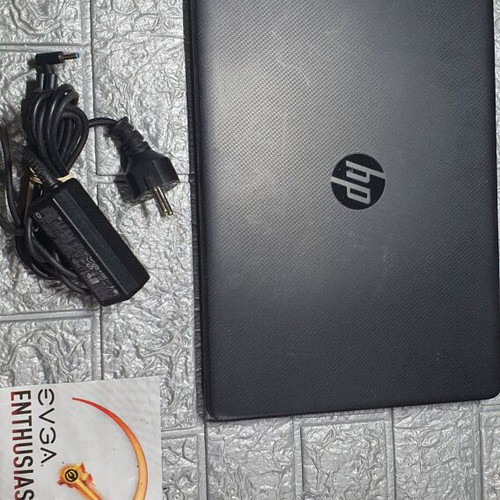 HP laptop 10th generation, 15.6 inch screen, Intel Core i3
