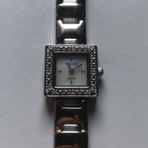 Vogue women's watch used, silver, 18 cm length