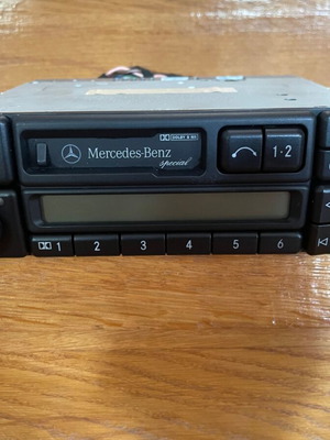 Mercedes Becker car radio BE2210
