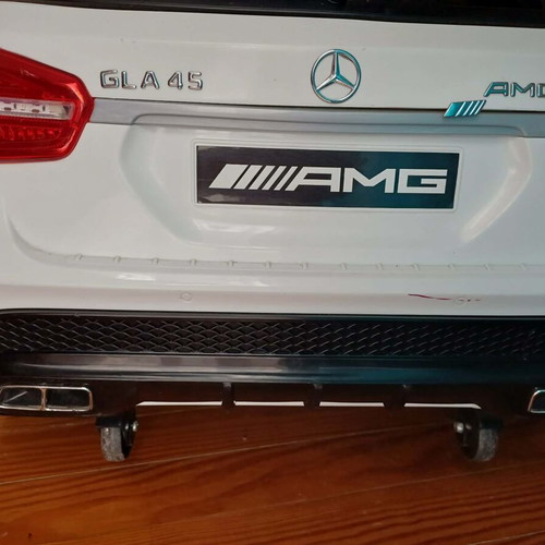 Mercedes electric ride-on car like new