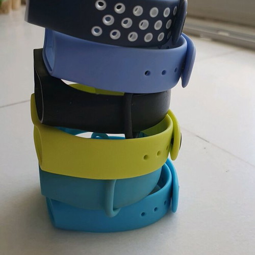 Mi Smart Band 3/4 straps like new