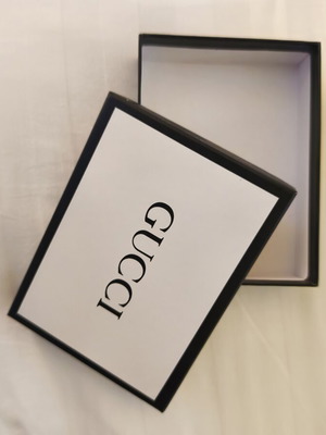 Gucci luxury box wallet size, new
