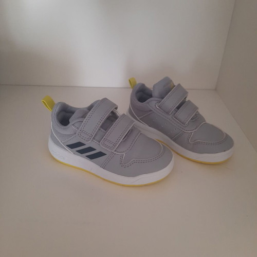 Adidas sports shoes size 23 like new, gray with blue stripes