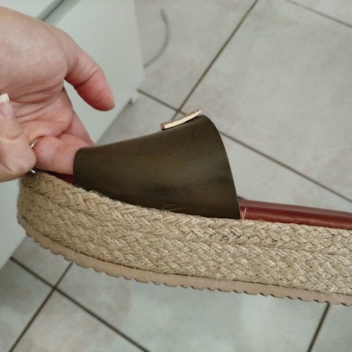 Flatforms khaki size 37 like new with gold decorative detail