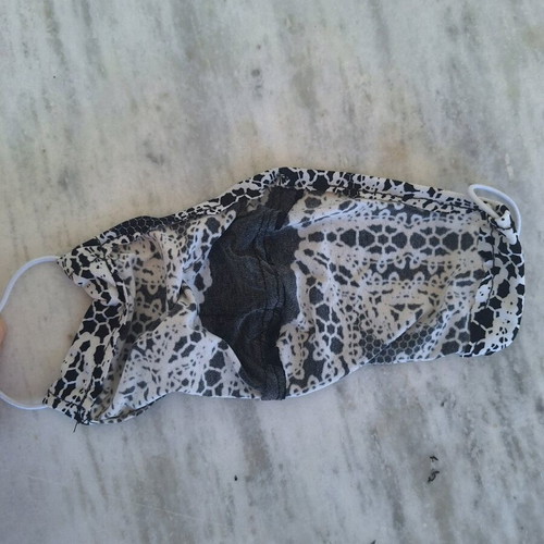 Fabric face mask black and white, new