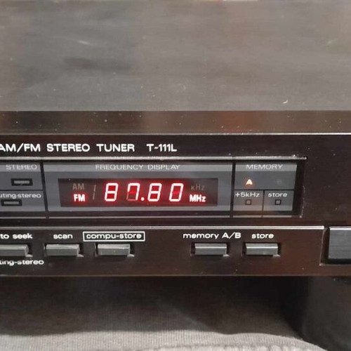 Luxman T-111L Stereo AM/FM Tuner used, vintage Japan