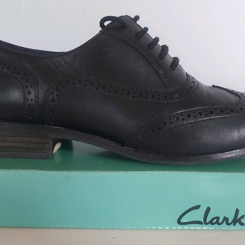 Clarks Oxford Shoes like new, leather, size 37